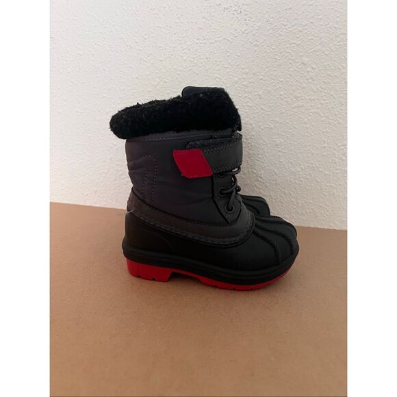 CAT & JACK GRAY & BLACK WINTER BOOTS - SIZE 5 toddlers - Picture 1 of 5